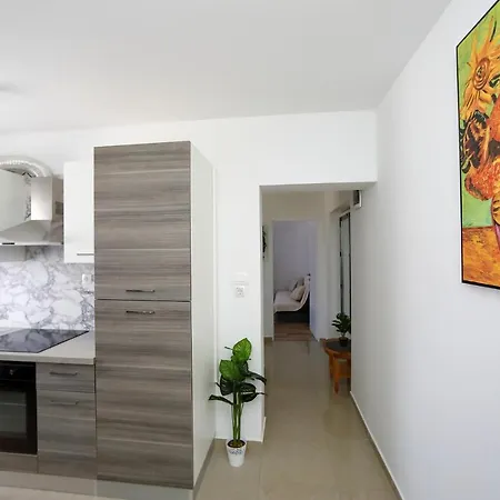 Apartman Petra דירה *